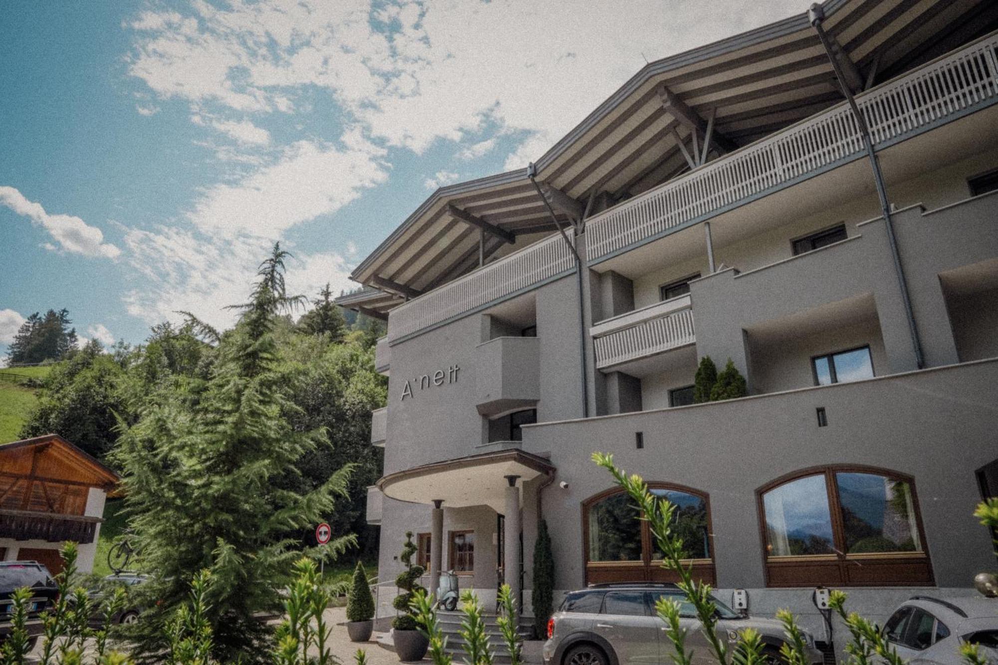 ויפיטנו Anett Hotel מראה חיצוני תמונה